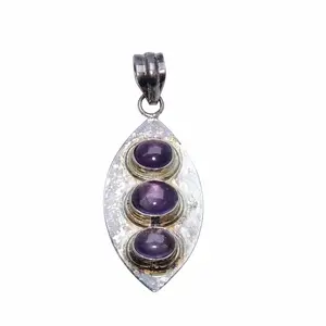 Stone Metal Amethyst Crystal Pendant For Man, Woman, Boys & Girls- Color- Purple (Pack of 1 Pc.)