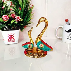 KridayKraft Metal Love Birds swan Set Pair of Kissing Duck Metal Statue Standard Gold