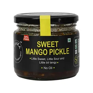 ZAAIKA Sweet Mango Pickle Low Oil Indian Traditional Home Made Achaar with Glass Jar | No Preservatives (Sweet Mango Pickle - 600 Gram)