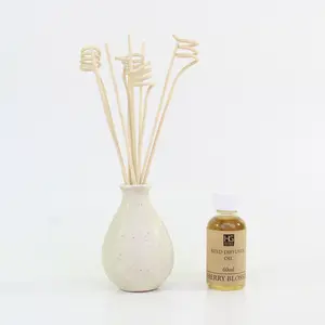 Hosley Cherry Blossom Ceramic Reed Diffuser with Oil
