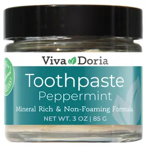 VIVADORIA Fluoride Free Natural Mineralizing Toothpaste Glass Jar Peppermint 3 oz.