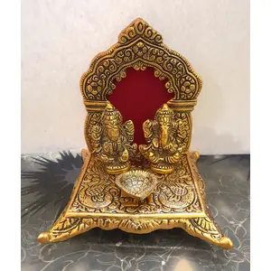 RR TRADING COMPANY Lakshmi Laxmi Ganesh murti Idol Ganesha Diya puja Deepak - Metal Lakshmi Ganesh Statue - Diwali Home Decoration Items - Lakshmi Ganesh for Diwali Showpiece Oil Lamp