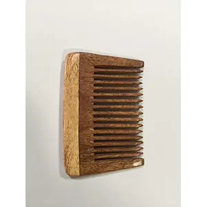 SOIL AND EARTH Neem Wood Travel Comb (Brown 11x6.51x1 cm)