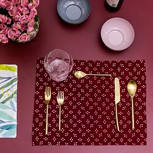 Table Mats/Placemats for Dining Table 6 Piece Set | Washable Printed Cloth Kitchen mats 45 x 30 cm Rectangular Dressing Table Placemats (Red)