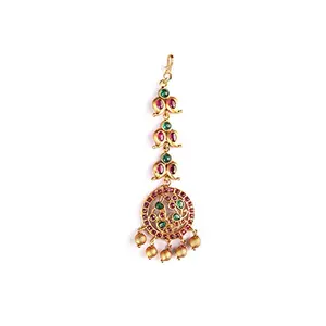 Priyaasi Ethnic Round Paisley Design Maang Tikka for Women | Red & Green Kemp Stone-Studded | Golden Bead Drop | Gold-Color| Jewellery for Bridesmaid & Bridal | Maangtikka for Wedding Traditional Events & Festiv| Brass Metal