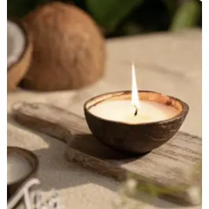 Masu Living Coconut Shell & Soy Wax Premium Coconut Shell Soy Wax Candle- Set of 2