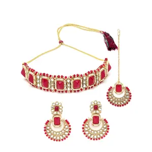 Sukkhi Affordable Squared Style White Kundan & Beads Studded Choker Necklace Set For Women