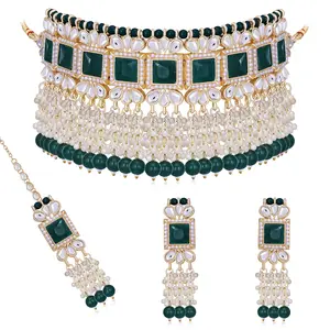 Sukkhi Traditional Wedding Wear Square Shape with Green Beads Choker Necklace & Earring Maangtikka Set(NS104838) One Size Metal Faux Beads