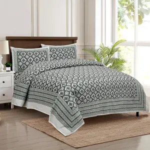 RAJASTHANI PUPPETS Petal Theme Green Cotton Double Bedsheet 2 Pillow Cover 1 Sheet
