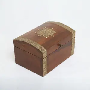 BOXED-IN BEAUTIES WOODEN JEWELLERY BOX (10INX7IN)