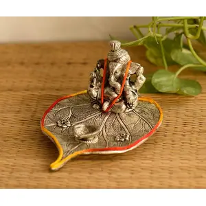 JAIPUR STONE WORK Lord Ganesha with Diya on Leaf