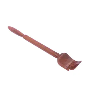 SAHARANPUR HANDICRAFTS Handcrafted Sheesham Wooden Claw Shaped Back Scratcher