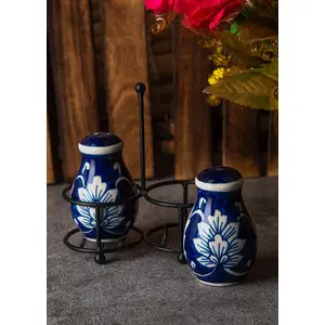KHURJA POTTERY Ceramic Handpainted Salt & Pepper Dispenser Set with Iron Stand (Blue)