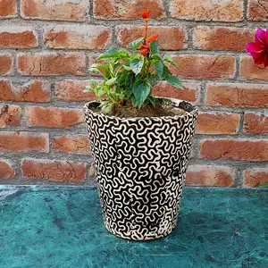 KHURJA POTTERY Planter Pot Flower Indoor Outdoor Home Office Balcony Decor Garden Ceramic (Color : Black Diameter : 15.7 cm Height : 16.5 cm) Weight :: 1125 GM
