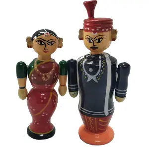 VARANASI WOODEN TOYS Channapatana Bride & Groom Wooden Couple Set