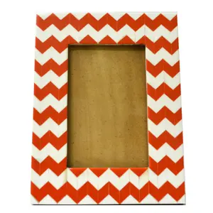 Silkrute Handcrafted Table Wooden Photoframe - Premium Ethnic Design - Red & White